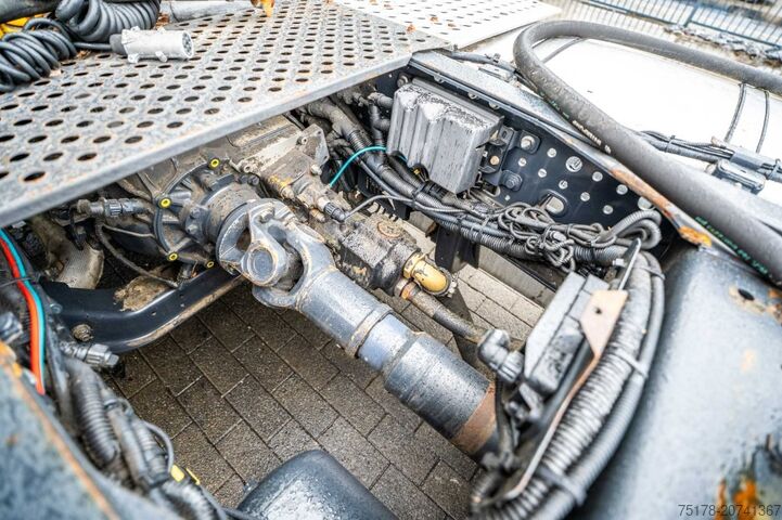 Standard-SZM IVECO STRALIS 460 + KIPHYDR.