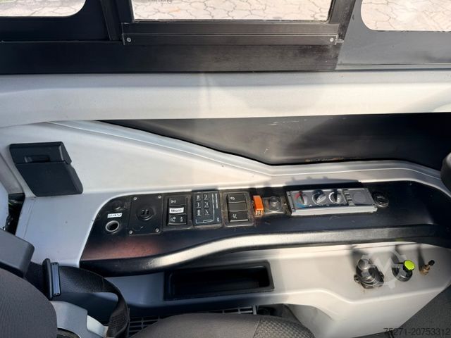 Gelenkbus VOLVO 7900 G Hybrid || 6 Fahrzeuge