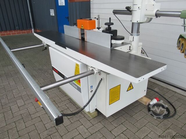 Swivel spindle milling machine  