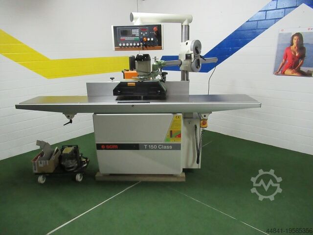 Swivel spindle milling machine  