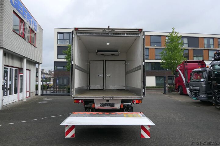 Refrigerated/frozen transport Volvo FL 240 | Carrier SUPRA 950Mt / Bi-temp | 3 Comp...
