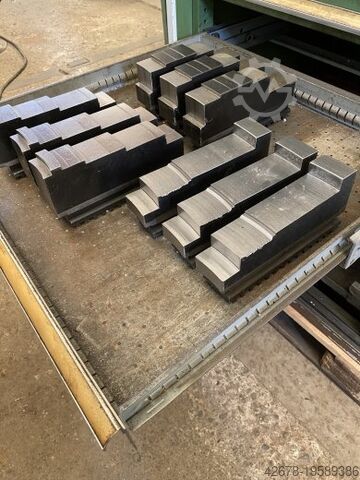 Clamping jaws for three-jaw chuck BISON 630
