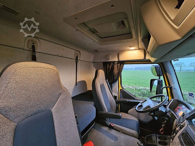 Autotransporter VOLVO FL 210.12