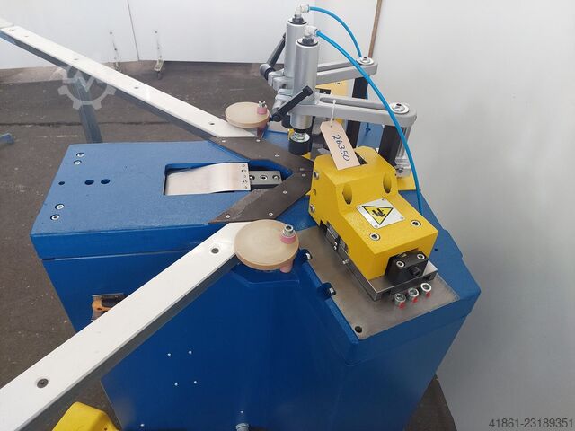 Corner crimping machine SCHÜCO EVM-S