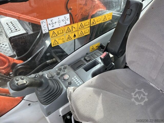 Hitachi Zaxis 350 LC Tracked Excavator Hitachi Zaxis 350 LC