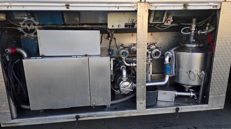 LKW mit Tankaufbau MAN TGS 26.400 (6x2) ISOLIERT