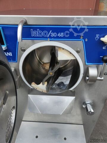 Ice cream machine Carpigiani Labo 30 45