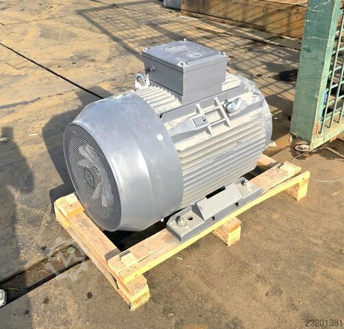Drehstrommotor Simotop / Techtop T3CR 280M-4 / 90 kW / 1480 UpM