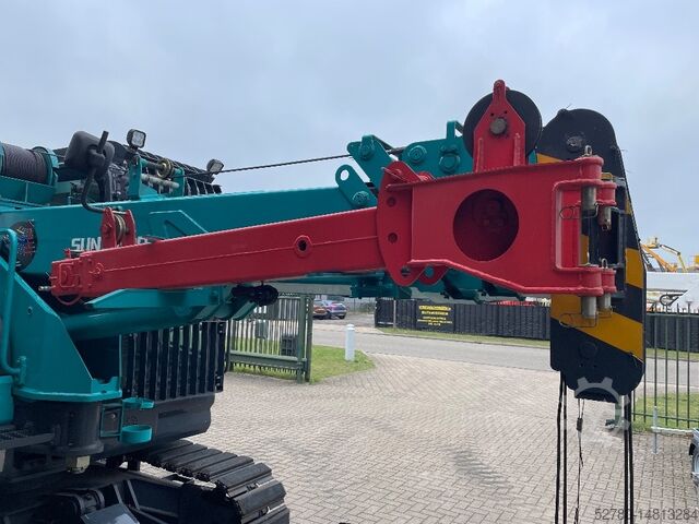 Mobile crane Sunward SWTC5D