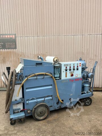 Suction and filter cart for coolant maintenance  