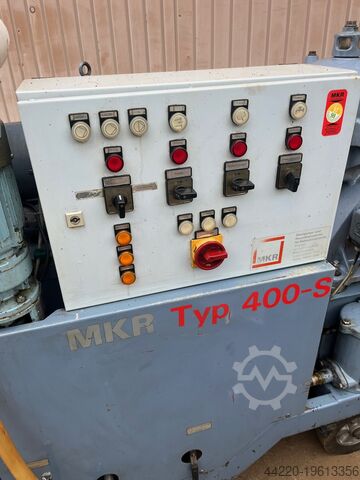 Suction and filter cart for coolant maintenance  