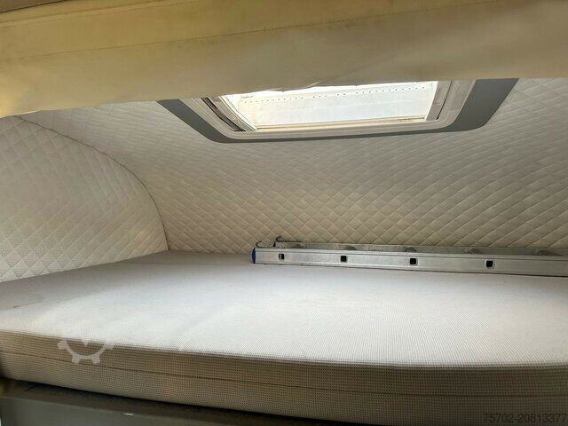 Viehtransporter LKW MAN TGS 26480 5 Pferde und Wohnung