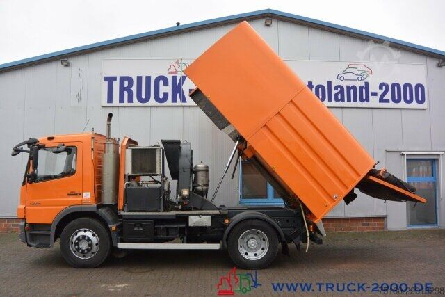 Road sweeper Mercedes-Benz Atego 1324 HSW Explorer 6 Hecksauger Vorsprühen
