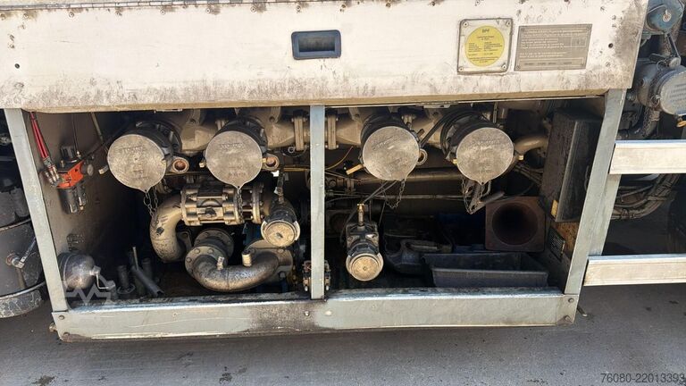 Tankwagen DAF CF 85.340 (STOKOTA 4 COMPARTIMENTS / 14000 L / ...