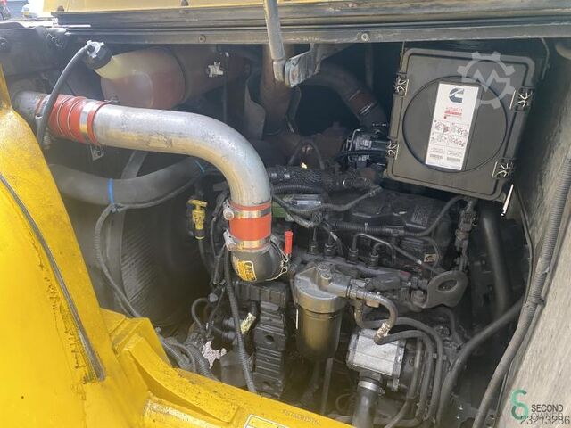 Forklifts Diesel Yale GDP 120 DC 2013 Fork positioner Yale GDP 120 DC