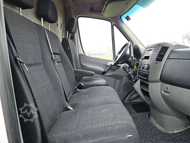 High-roof van MERCEDES-BENZ SPRINTER 316 L2H2 163Pk Euro6 AC!