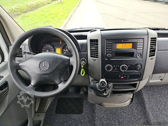 High-roof van MERCEDES-BENZ SPRINTER 316 L2H2 163Pk Euro6 AC!
