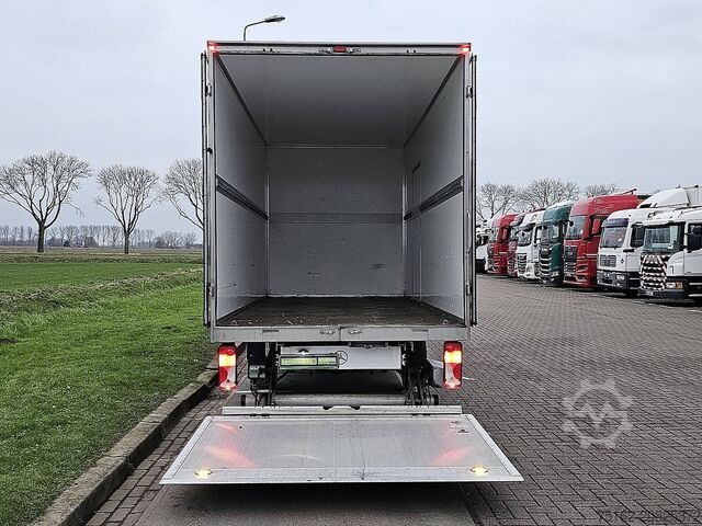 Koffer MERCEDES-BENZ SPRINTER 316 Bakwagen Laadklep!