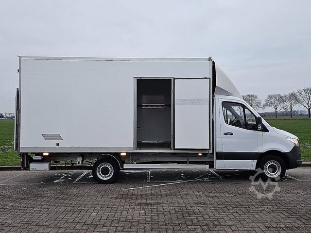 Suitcase MERCEDES-BENZ SPRINTER 316 Bakwagen Laadklep!