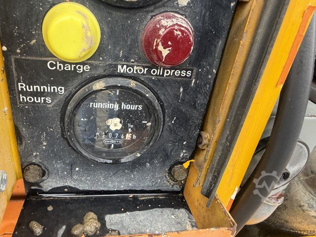 Screw compressor ATLAS Copco XAS60 Baukompressor 9,3 Bar