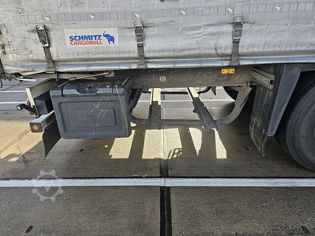 SCHMITZ SCB*S3T 3-AXLE CURTAINSIDER TRAILER, MOT UNTIL 02/27 SCHMITZ SCB*S3T 3 AXLES SLIDING ROOF MOT 2/27