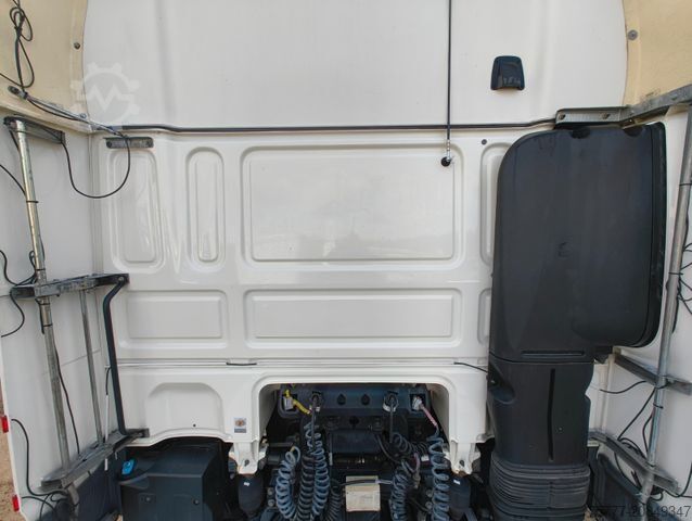 Volumen SZM DAF XF106-460 SSC Low Deck-INTARDER-2 Tanks