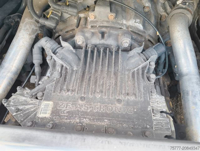 Volumen SZM DAF XF106-460 SSC Low Deck-INTARDER-2 Tanks