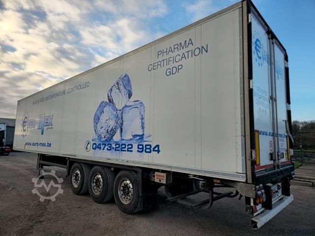 Kühlauflieger SCHMITZ CARGOBULL SCB*S3B / Carrier 1950 / 6247 St./ 7 cm Wand