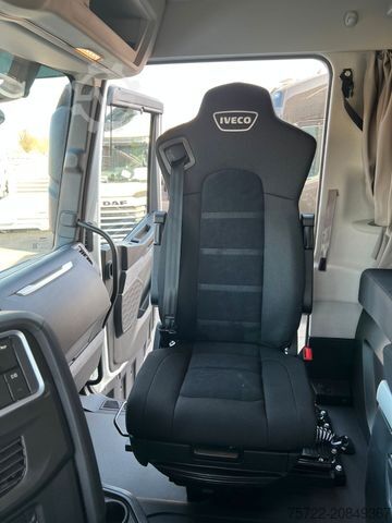 LKW-Fahrgestell IVECO S-WAY 490 Fahrgestell Baustoffpritsche Sofort