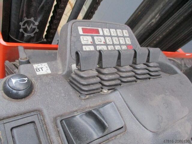 Vierwege-Gabelstapler BT FRE 270