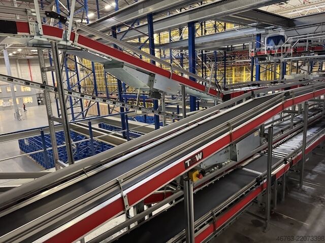 Roller conveyor TGW BFT2000