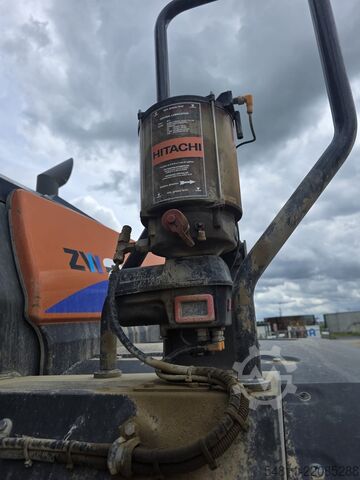 Loader Hitachi ZW250-6
