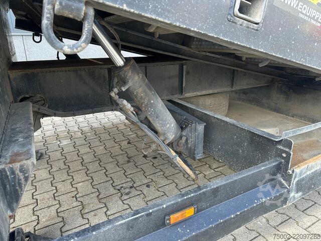 Semi low-loader Broshuis 3ABSD Lowloader 3-axle / GVW: 59.000kg / Neck: ...