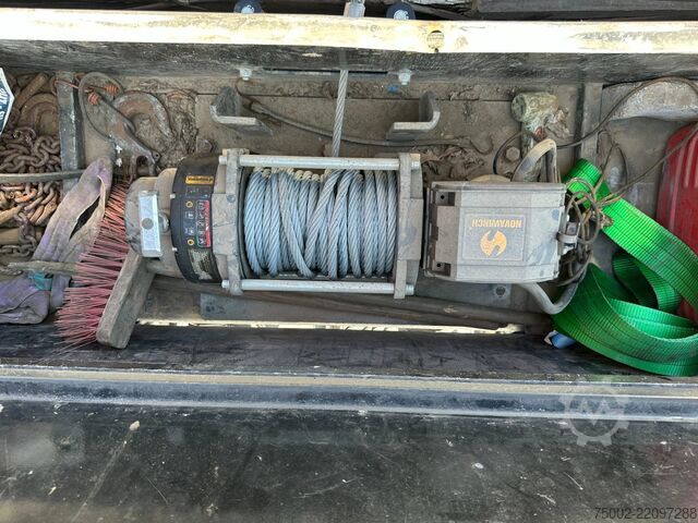 Semi low-loader Broshuis 3ABSD Lowloader 3-axle / GVW: 59.000kg / Neck: ...