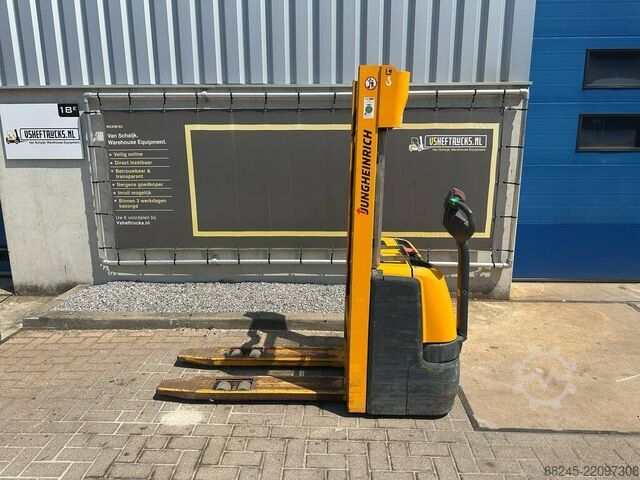 VS-22915 Electric stacker Jungheinrich EJC112 JUNGHEINRICH EJC112