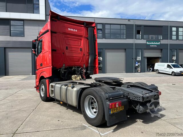 Standard tractor Mercedes-Benz Actros 1942 / Full Spoilers / Euro 6 / Automatic