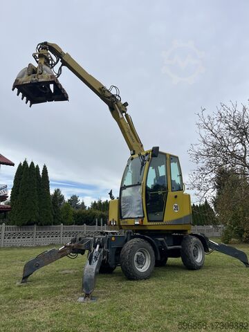 Mobile excavator LANZ FB 3000