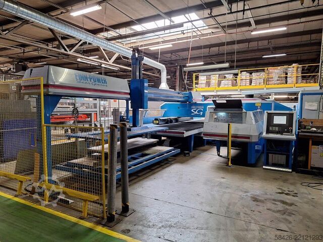 Punching and nibbling machine Finn Power SG6