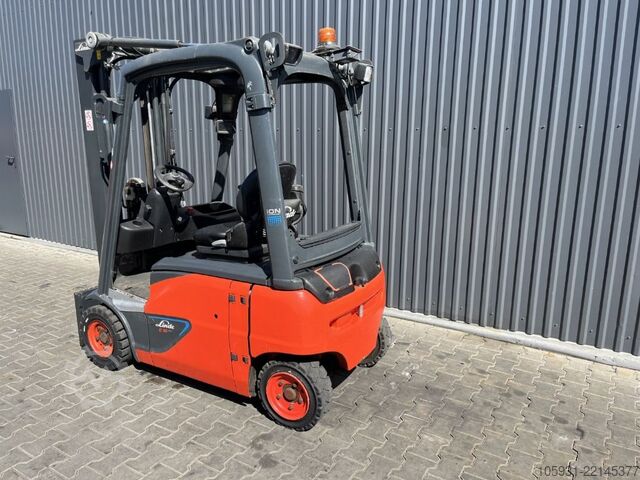 Elektro 4 Rad-Stapler Linde E16P-02