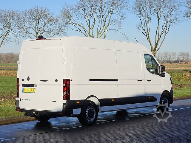 High-roof van RENAULT MASTER L3H2 404Km WLTP Navi