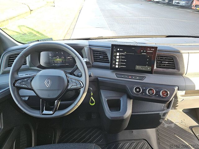 High-roof van RENAULT MASTER L3H2 404Km WLTP Navi