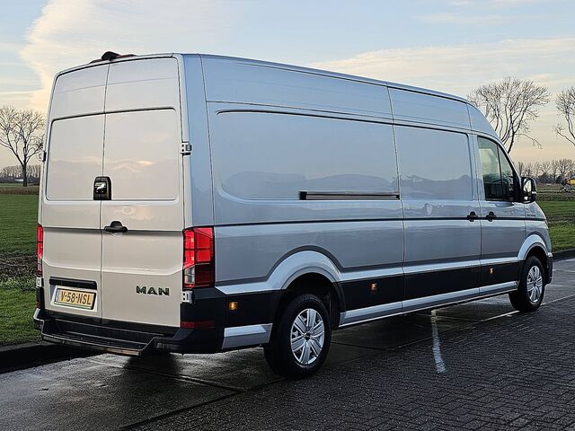High-roof van M.A.N. TGE 3.140 ac automaat EURO6