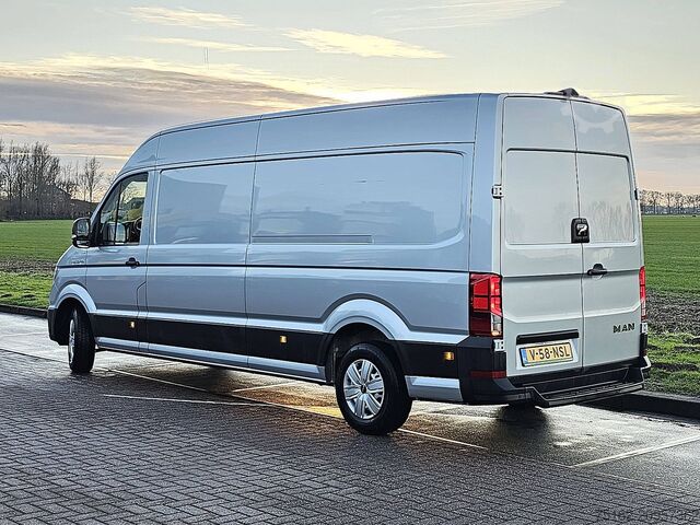 High-roof van M.A.N. TGE 3.140 ac automaat EURO6