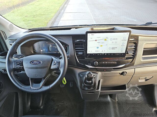 High-roof van FORD TRANSIT 2.0 L3H3 RWD Navi!
