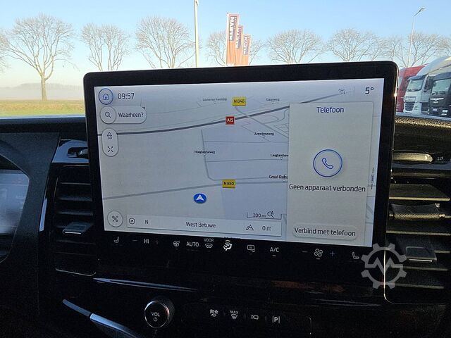 High-roof van FORD TRANSIT 2.0 L3H3 RWD Navi!