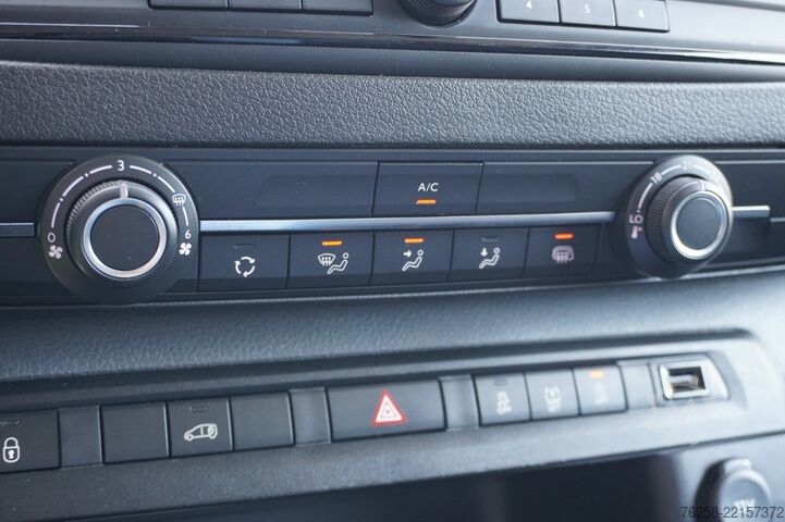 Delivery van Peugeot Expert 2.0 BlueHDI 120PK EURO 6 - Airco - Cruis...