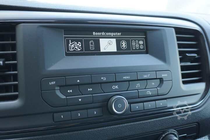 Delivery van Peugeot Expert 2.0 BlueHDI 120PK EURO 6 - Airco - Cruis...