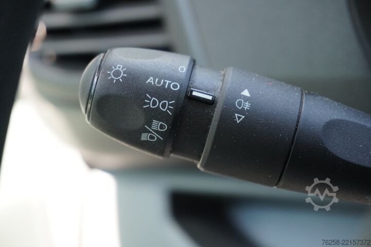 Delivery van Peugeot Expert 2.0 BlueHDI 120PK EURO 6 - Airco - Cruis...