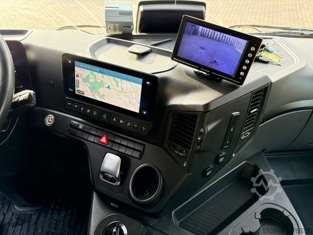 Tipper truck MERCEDES-BENZ AROCS 4145 8x8 Meiller Muldenkipper