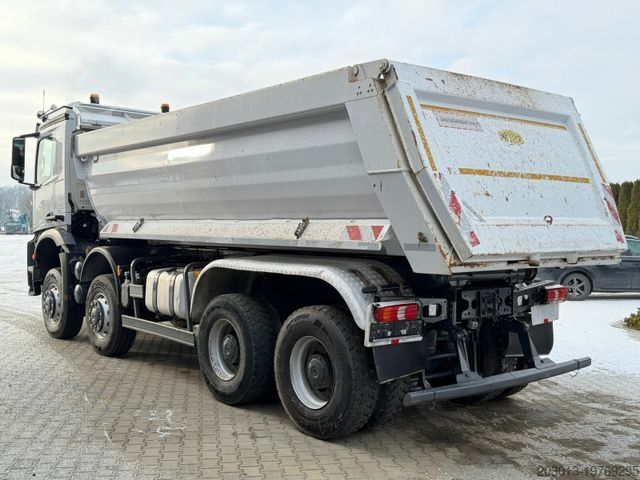 Kipper LKW MERCEDES-BENZ Arocs 4145 8x8 Muldenkipper MEILLER